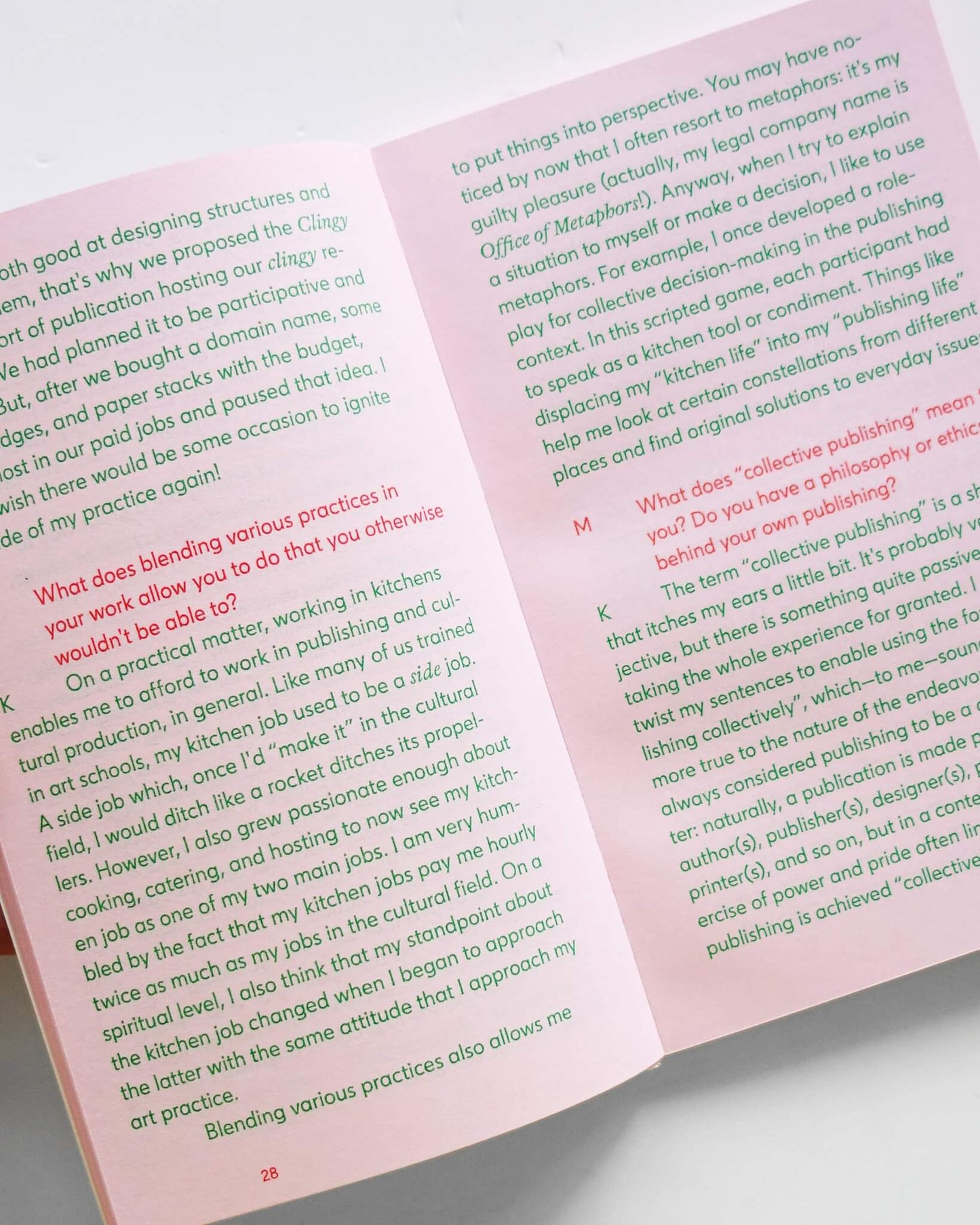 I, too, do not know what I am doing: 
Notes on Bibliomaniac Fantasy